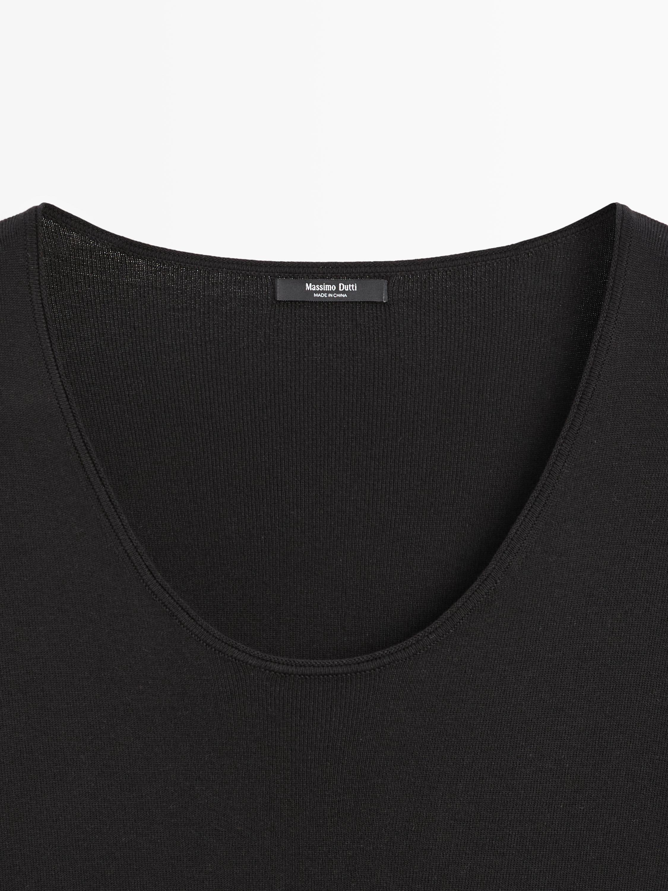 Robe midi détail manches